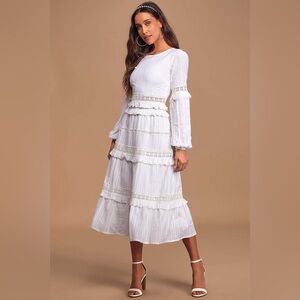 Lulus - Prairie On White Long Sleeve Tiered Ruffle Midi Dress - Size Small